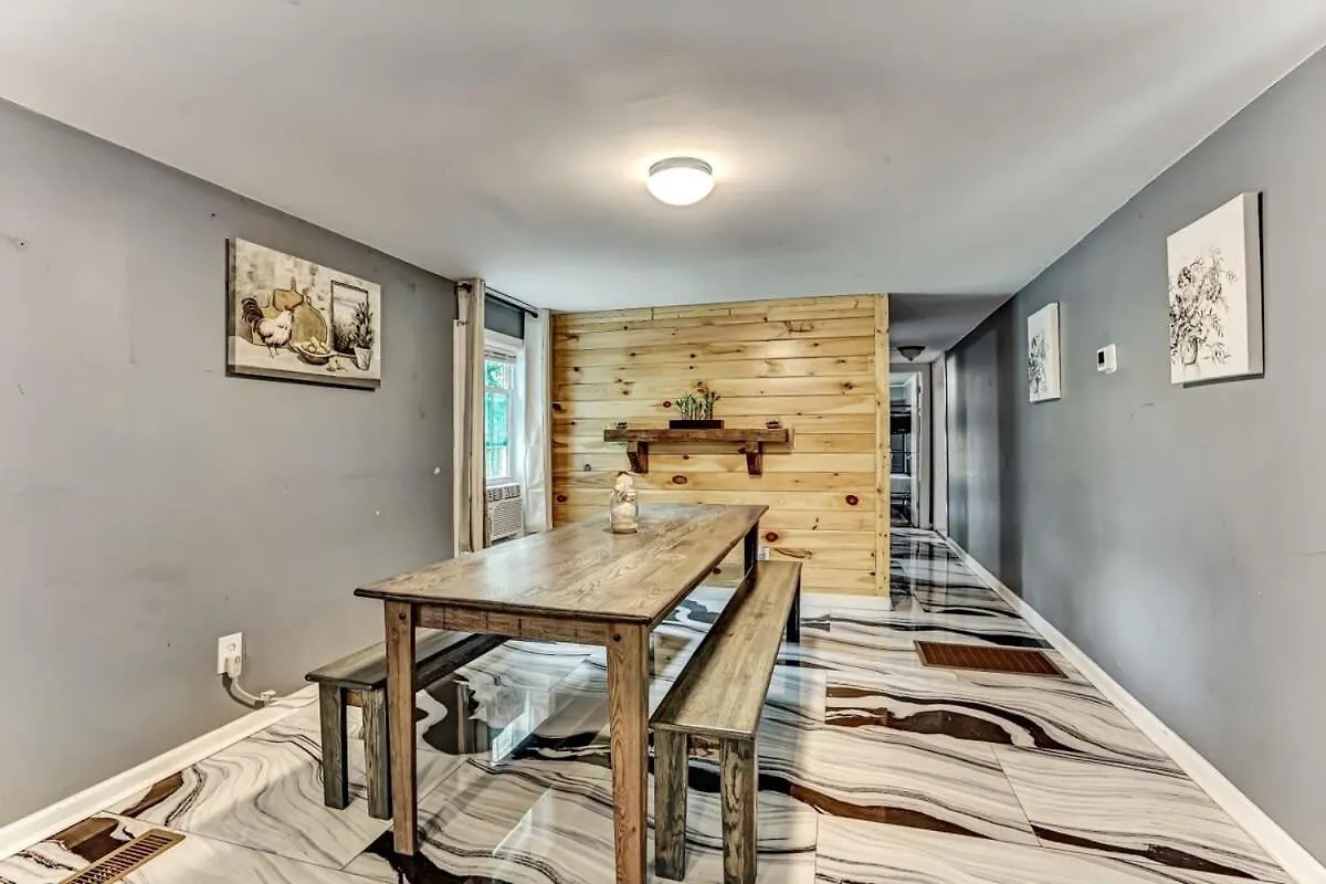 Holiday home Sweet Sunny Retreat- Both Houses Savannah United States