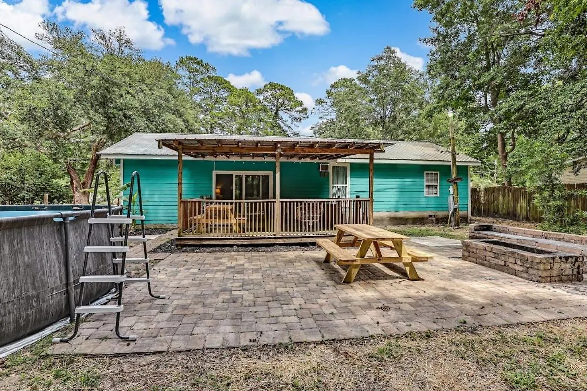 Sweet Sunny Retreat- Both Houses Savannah Holiday home